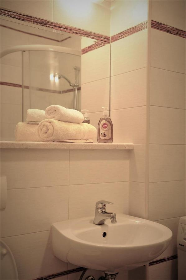 Apartment Mejtas With Free Parking Sarajevo Exterior photo